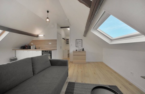 Caudry Apartment | Dentelle - Studio Apartment, Sleeps 2