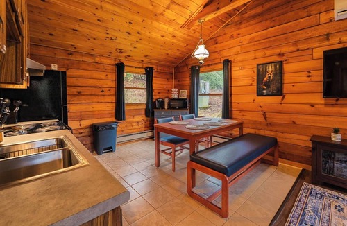 Mills Cabin | Denton Go Cabin #3 | Denton Hill State Park