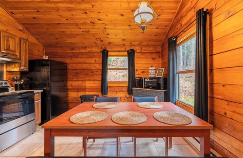 Mills Cabin | Denton Go Cabin #3 | Denton Hill State Park