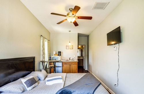 Denton Apartment | Denton Vacation Rental Studio Near UNT & Downtown!