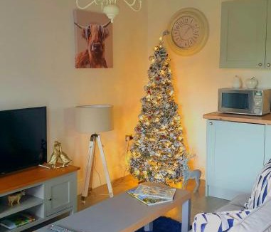 Monyash House | Denver Cottage