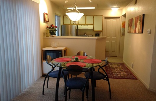 Greenwood Village Condo | Denver/DTC Executive Corp Long/Short Term Stay Entire Condo