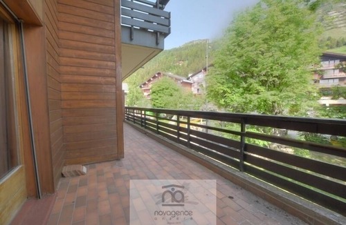 Anzere Apartment | Departure "skis on" from this apartment. Located in the central square and pedestrian Anzère, this p