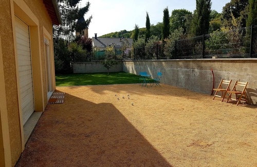 Moulainville House | Dependence on holiday taste