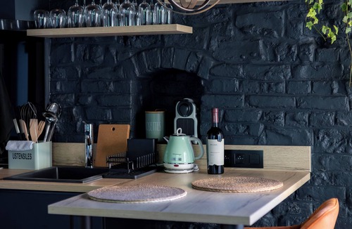 Sebourg Cottage | Dependency. Charm, nature and balneotherapy for a break for two.