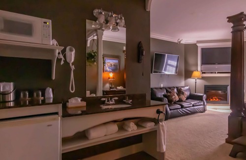 La Plata Hotel | Depot Inn and Suites