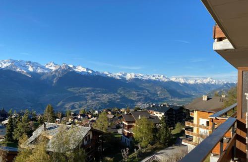 Saint-Pierre-de-Clages Apartment | Derborence centre 3 pièces 75 m2 piscine balcons