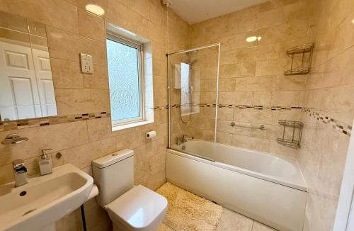 Alvaston House | Derby City Stays