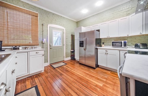 Shelby Park House | DERBY-ready home just minutes fr Churchill Downs!