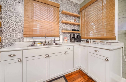 Shelby Park House | DERBY-ready home just minutes fr Churchill Downs!