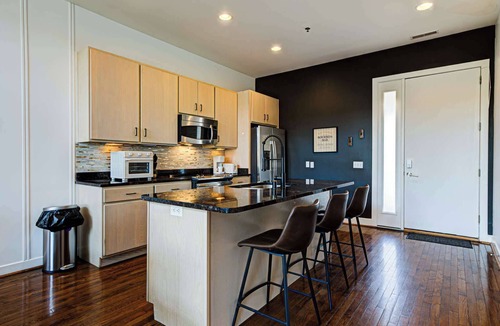 East Market District Apartment | DERBY Ready! Stylish unit near Churchill Downs!