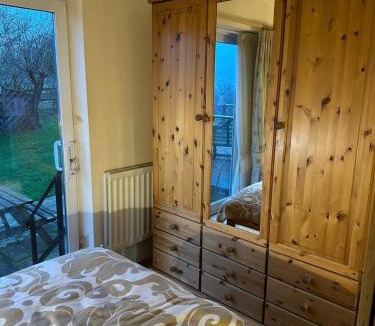 Dronfield House | Derbyshire Holiday Cottages