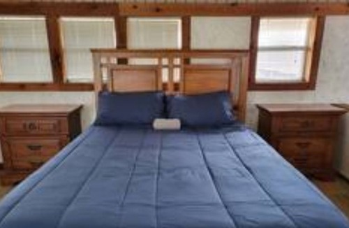 Laguna Park Apartment | Derekville #9 - Private Unit - Gated Pool