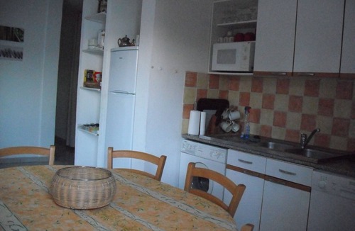 Tizzano Apartment | Dernière Minute