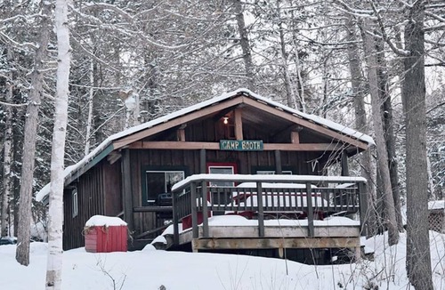 Eau Claire Cottage | Des Groseilliers Cottage