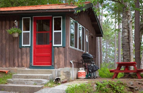 Eau Claire Cottage | Des Groseilliers Cottage