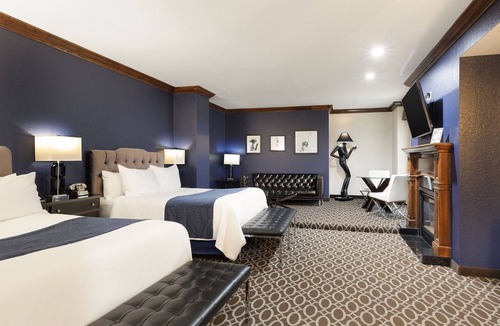 Downtown Des Moines Hotel | Des Lux Hotel
