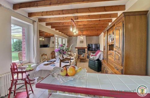 Gausson House | Des trois fleurs