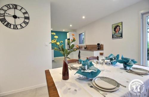 Plehedel House | Des voiles