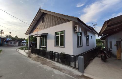 Kampung Serdang Baru House | Desa Hana Homestay