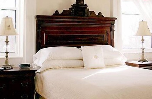 Guysborough Hotel | DesBarres Manor Inn