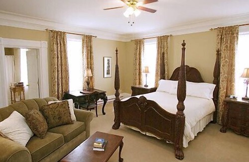 Guysborough Hotel | DesBarres Manor Inn