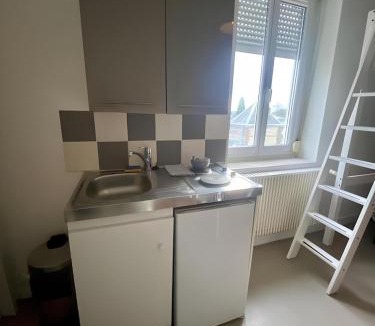 Gare-Jouvenet Apartment | Descamps