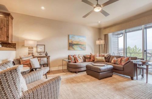 Southern Crossing House | Deschutes Landing at the Old Mill Riverfront - Meredith Lodging