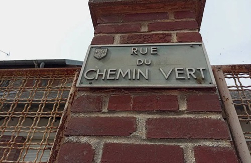 Peronne House | Description airbnb