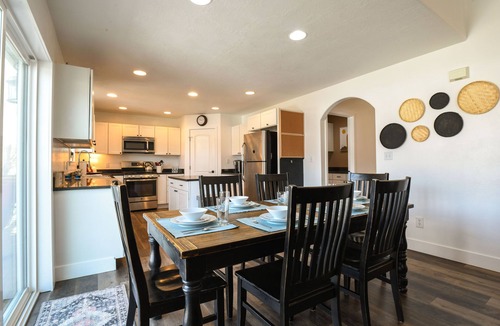 Moab South Valley House | Desert and Mountain Views from this large home set up to be your Moab home base