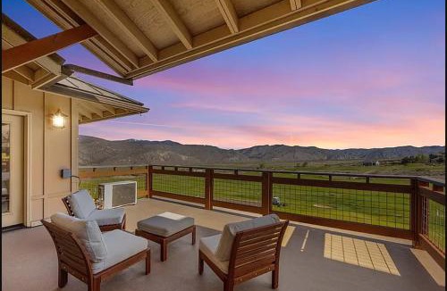 Orondo Apartment | Desert Canyon Golf Resort