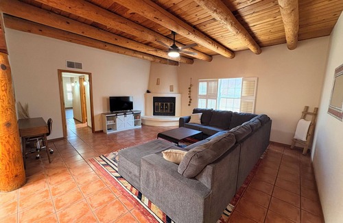 Heritage Hills House | Desert Charm Retreat with Pool Table in NE Heights