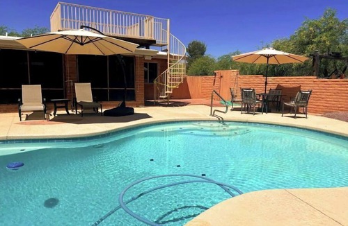 Tanque Verde House | Desert Escape with Pool, Hot Tub & Mountain Viewsn