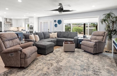 Queen Valley House | Desert Escape with Mountain Views and Fire Pit