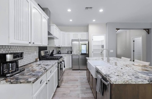 Cortina House | Desert Get away 4 Bed- w/Pool