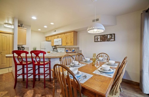 Moab South Valley Condo | Desert Golf Escape - Three Master Suites