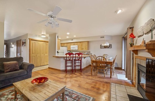 Moab South Valley Condo | Desert Golf Escape - Three Master Suites