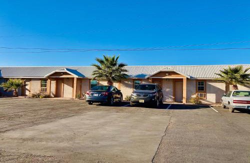 Van Horn Hotel | Desert Inn