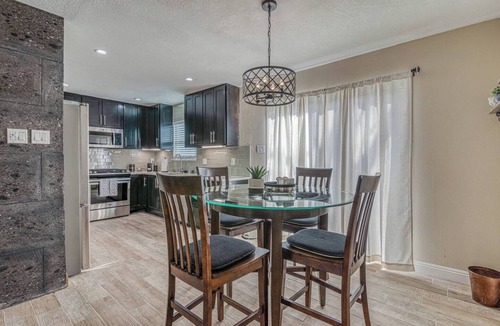 El Paso Condo | Desert Oasis - Central to Everything!