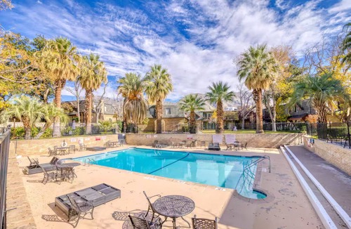 El Paso Condo | Desert Oasis - Central to Everything!