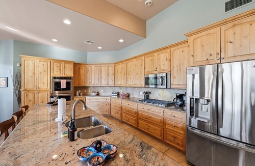 Tanque Verde House | Desert Oasis with Heated* Pool & Gas Fireplace