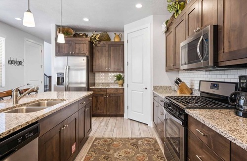 Santa Clara House | Desert Pearl at Paradise Village! Waterpark & Lazy River!