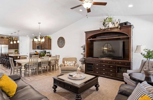 Santa Clara House | Desert Pearl at Paradise Village! Waterpark & Lazy River!