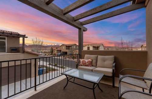 Santa Clara House | Desert Pearl at Paradise Village! Waterpark & Lazy River!