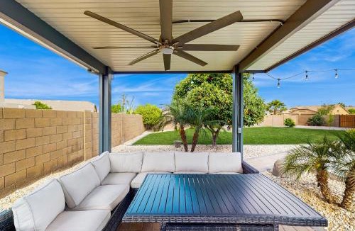 Coronado Ranch House | Desert Ridge Retreat