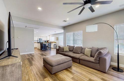 Coronado Ranch House | Desert Ridge Retreat