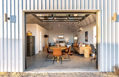 Marfa House | Desert Sky - Modern Oasis on 5 Acres + Marfa Lights Views