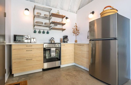 Marfa House | Desert Sky - Modern Oasis on 5 Acres + Marfa Lights Views