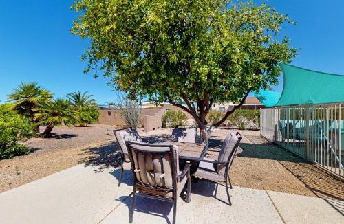 Sun City House | Desert Sun Retreat