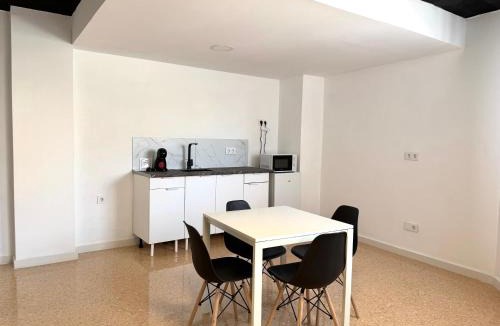Campoamor House | Deshoras Apartments